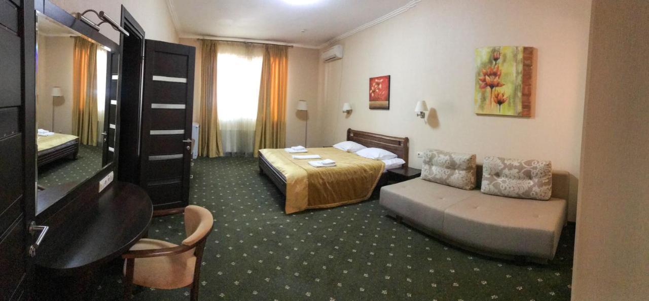 Kolyada Hotel Burlach'ya Balka エクステリア 写真