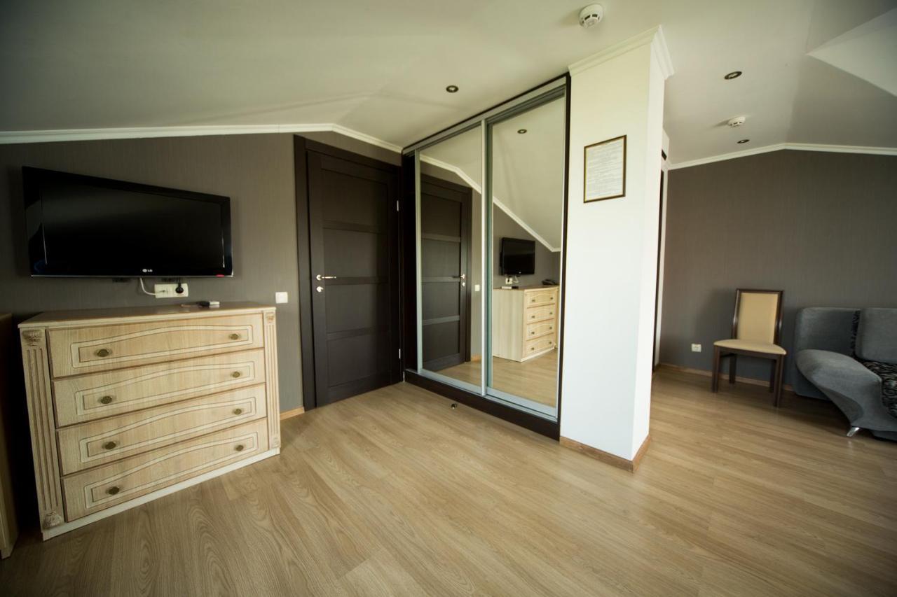 Kolyada Hotel Burlach'ya Balka エクステリア 写真