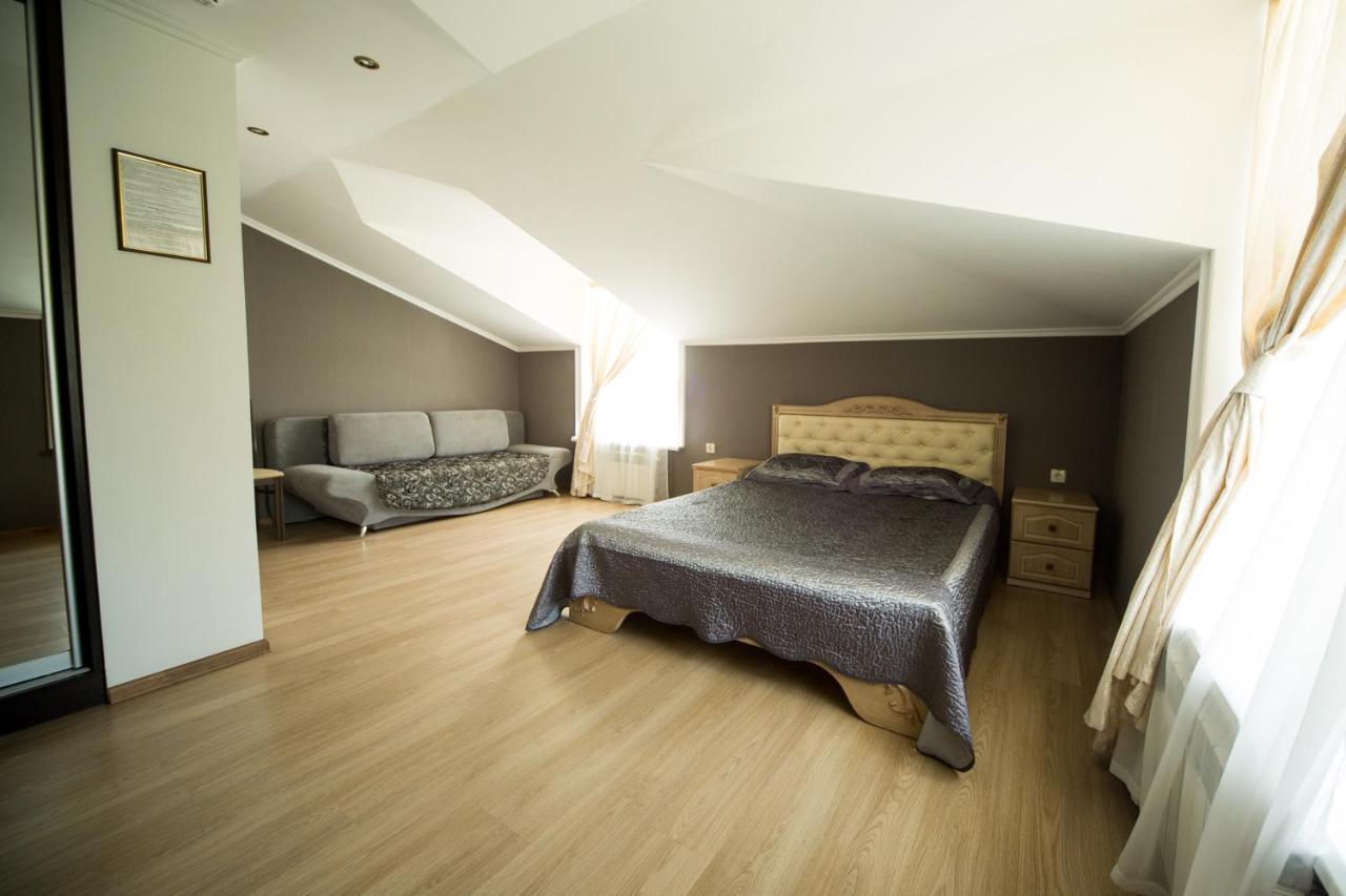 Kolyada Hotel Burlach'ya Balka エクステリア 写真